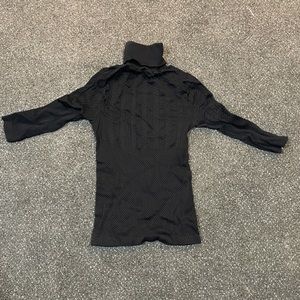 Bebe 3/4 sleeve black stretchy corded turtleneck